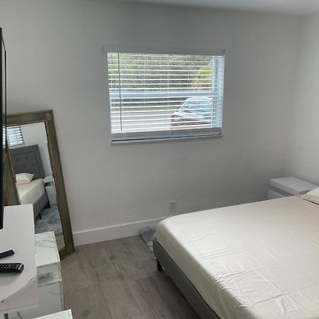 Cozy New Renovated Apartment Fort Lauderdale Exteriör bild